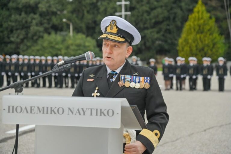 ΕΕ: Ο αρχιπλοίαρχος Βασίλειος Γρυπάρης Διοικητής στην επιχείρηση «Ασπίδες» στην Ερυθρά Θάλασσα