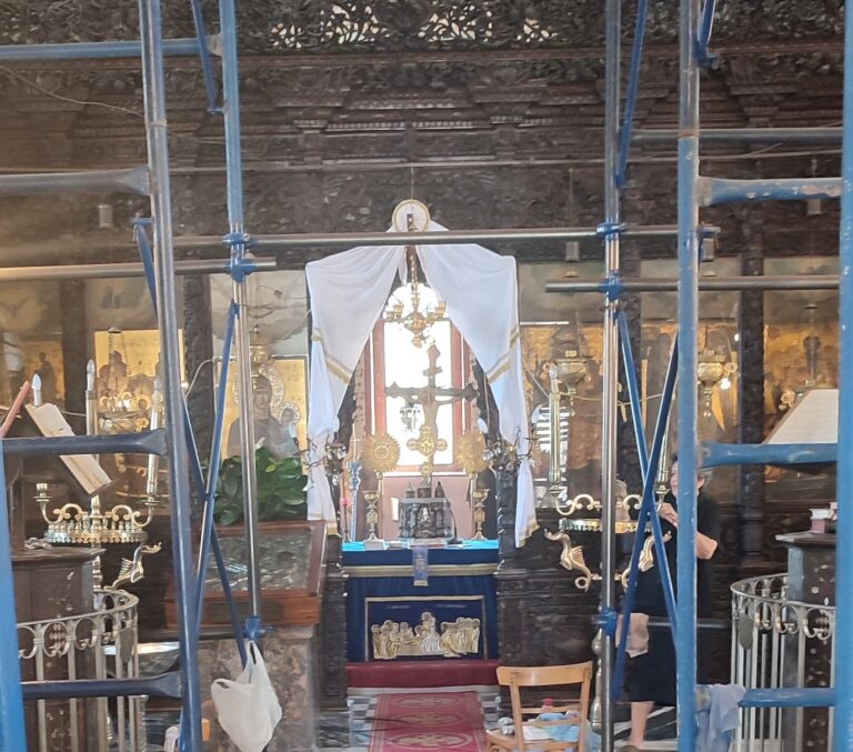 Λέσβος: Ακόμα να κλείσουν οι “πληγές” του σεισμού του 2017 στην εκκλησία του Αφάλωνα