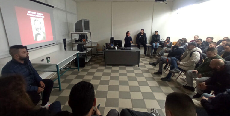 Φλώρινα: Ενημέρωση στο εσπερινό ΕΠΑΛ για την προσφορά του Ερυθρού Σταυρού