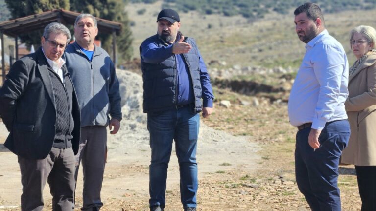 Στα Φάρσαλα ο υφυπουργός Χρ. Τριαντόπουλος για την αποκατάσταση των ζημιών απο τις πλημμύρες