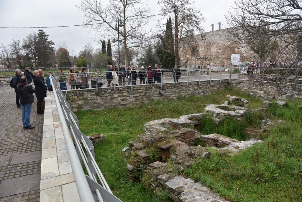 Ξενάγηση σε έξι μνημεία της Λάρισας