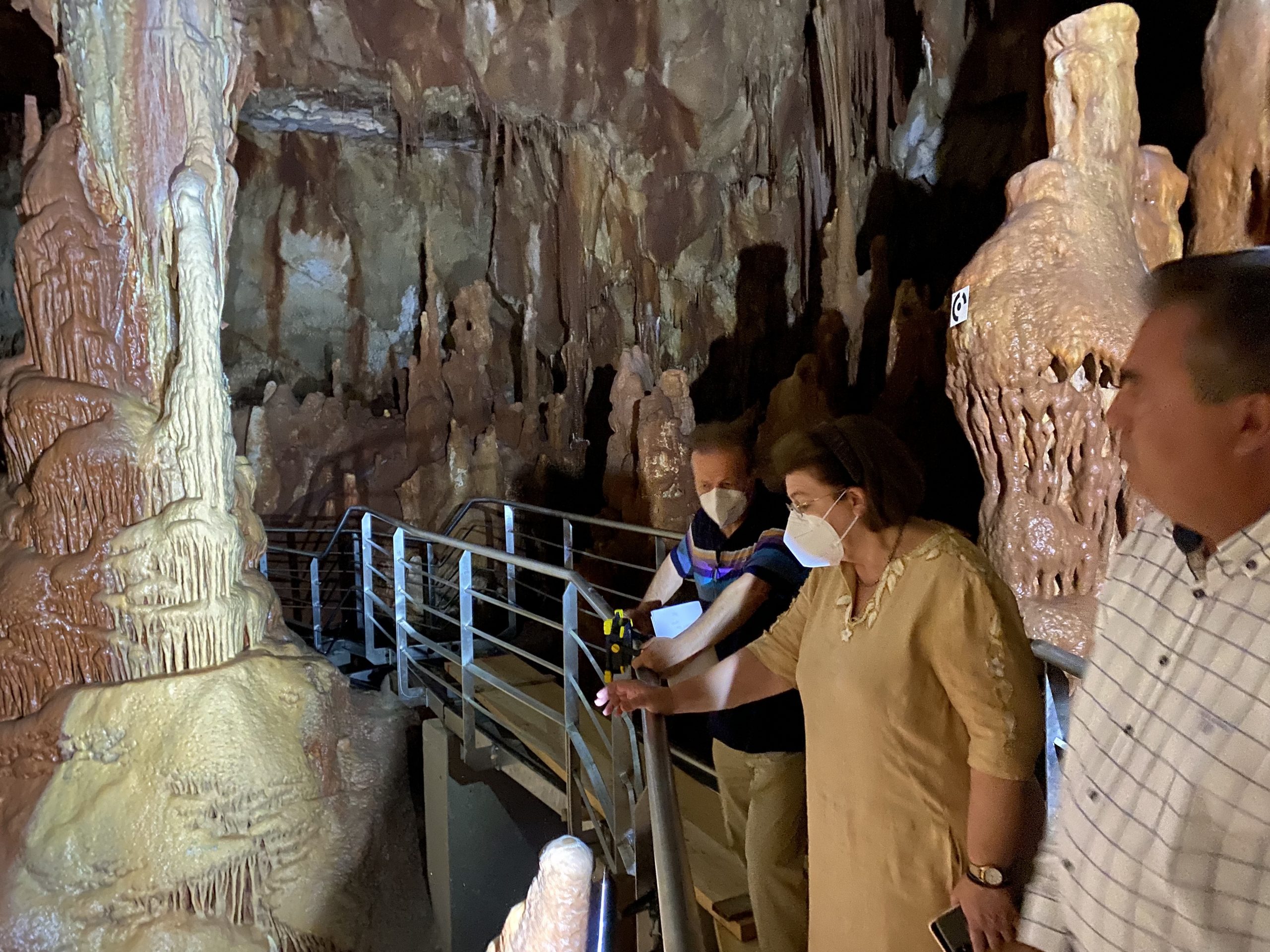 Χαλκιδική: Εγκαινιάστηκε το αναβαθμισμένο Σπήλαιο των Πετραλώνων