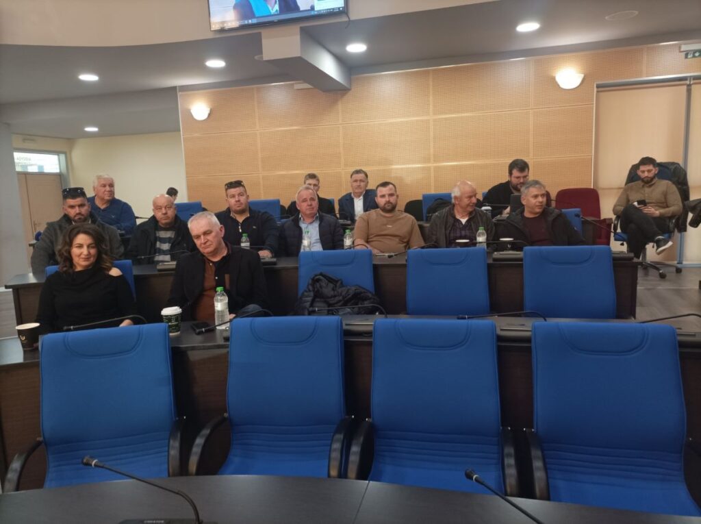 Λάρισα: Κοινός αγώνας για την προστασία της φέτας ΠΟΠ