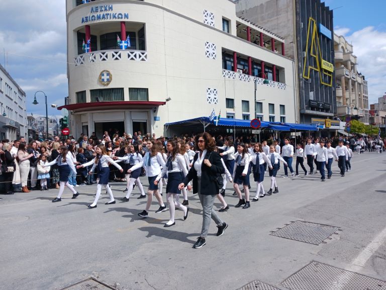 Λαμπρές εκδηλώσεις για τον εορτασμό της 25ης Μαρτίου στη Λάρισα