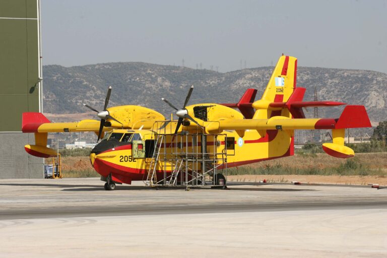 Ενισχύεται με τελευταίας γενιάς Canadair το Πυροσβεστικό Σώμα – Β. Κικίλιας: Δεν υπάρχει πιο σύγχρονο από το CL 515