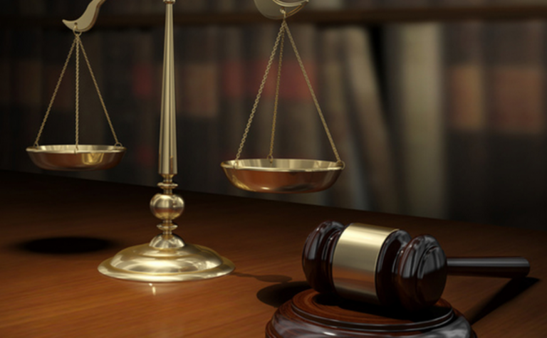 Δικηγορικoί Σύλλογοι στην Ένωση Εισαγγελέων για Τέμπη: Υποδείξεις προς το δικηγορικό σώμα να απεκδυθεί της θεσμικής του συμβολής στην βελτίωση της απονομής δικαιοσύνης δεν είναι αποδεκτές