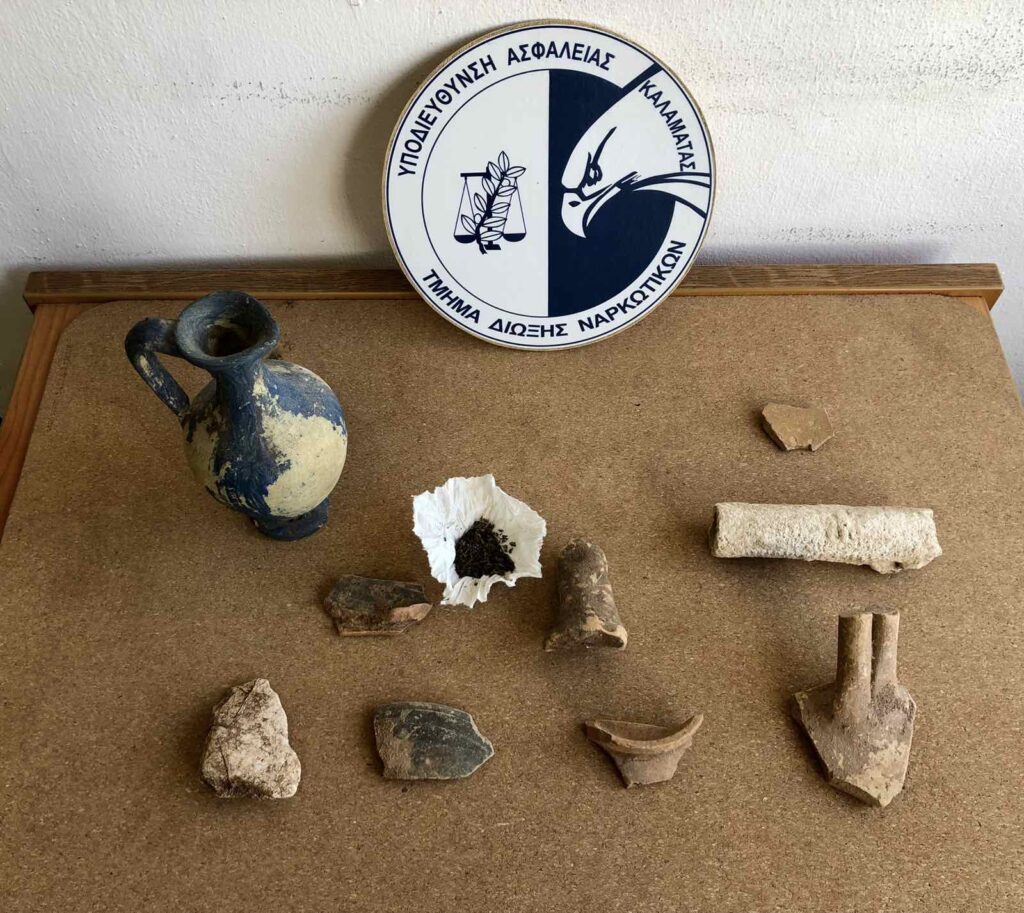Μεσσηνία: Σύλληψη 2 ανδρών στο Πεταλίδι γιατί κατείχαν αρχαίους αμφορείς και ναρκωτικά