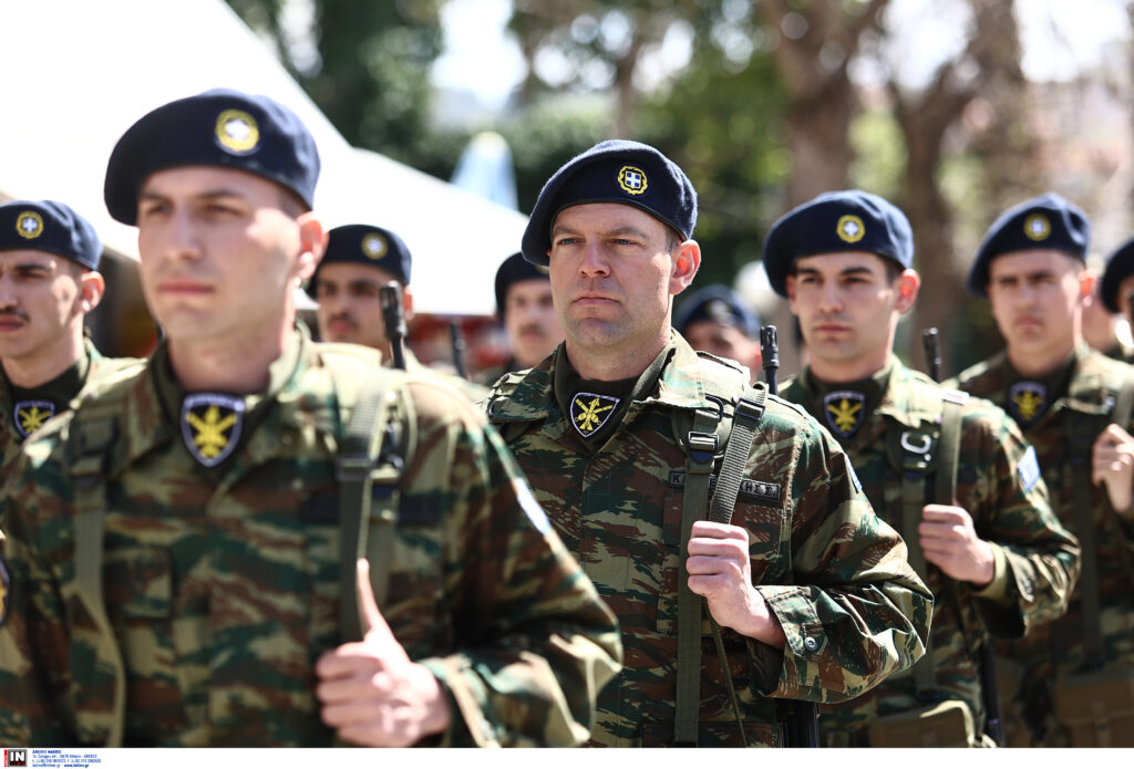 Θήβα: Στην παρέλαση για την Εθνική Επέτειο της 25ης Μαρτίου έλαβε μέρος ο Στ. Κασσελάκης (φωτογραφίες)