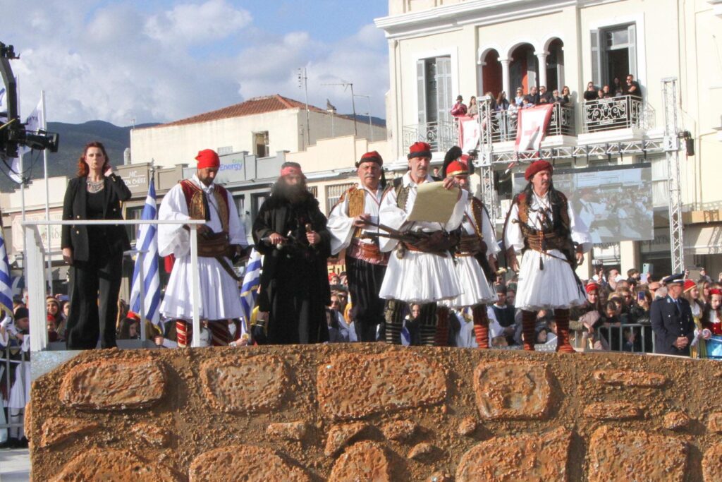 Καλαμάτα: Με λαμπρότητα εορτάστηκαν τα 203 χρόνια από την απελευθέρωση της πόλης