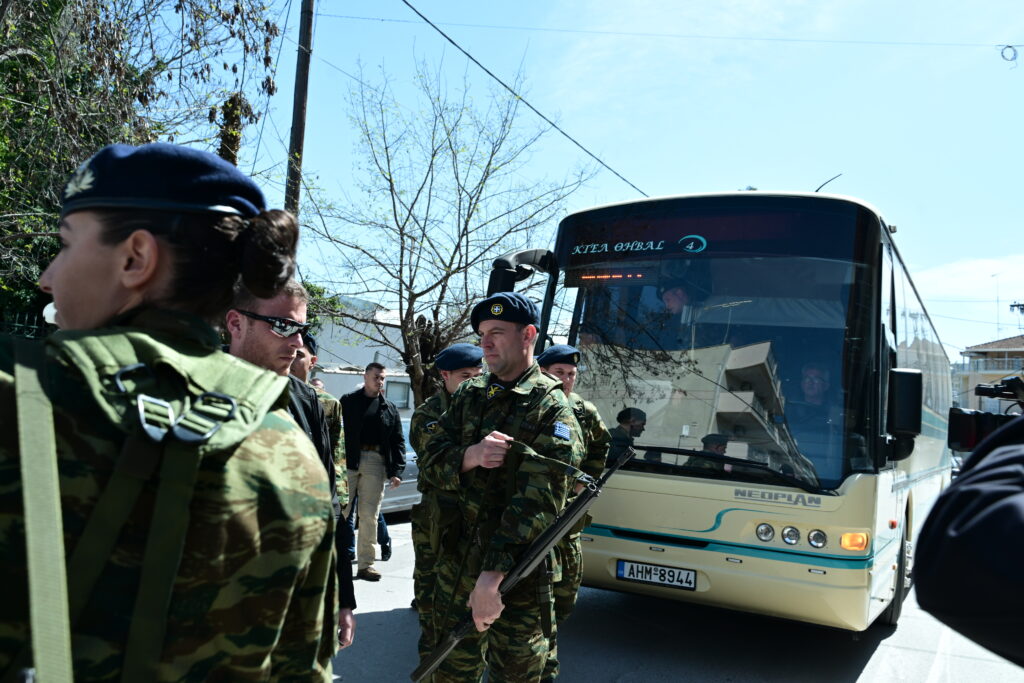 Θήβα: Στην παρέλαση για την Εθνική Επέτειο της 25ης Μαρτίου έλαβε μέρος ο Στ. Κασσελάκης (φωτογραφίες)