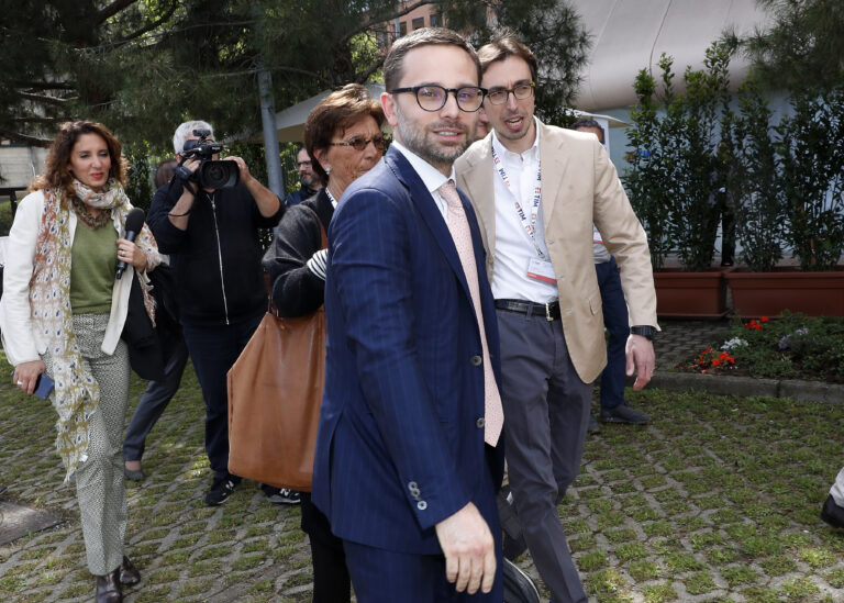 Μίλαν: Έρευνα στον σύλλογο για παρεμπόδιση της άσκησης των καθηκόντων των δημόσιων εποπτικών αρχών