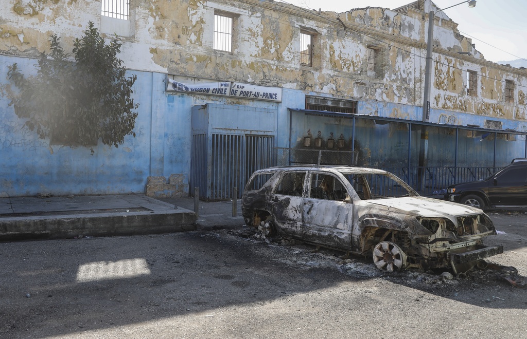 Τουλάχιστον 10 νεκροί σε μαζική απόδραση κρατουμένων από τη μεγαλύτερη φυλακή της Αϊτής