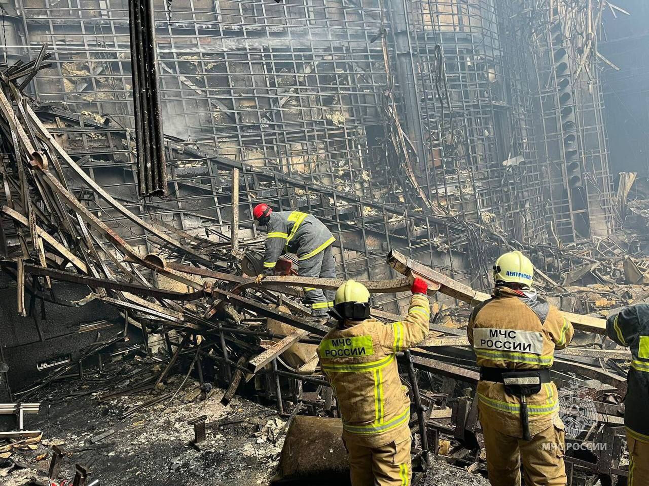 Μακελειό στη Μόσχα: Ο απολογισμός ανήλθε σε 137 νεκρούς, μεταξύ αυτών τρία παιδιά