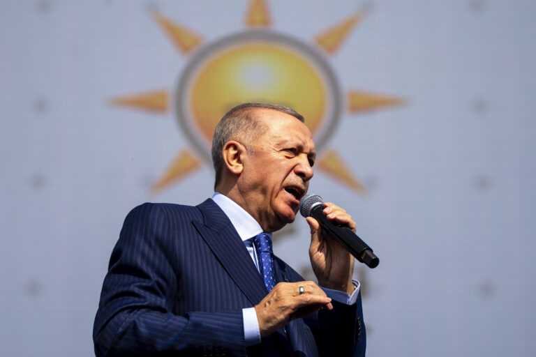 Ερντογάν: Πραγματοποιήσαμε το επί 80 χρόνια όνειρο του έθνους μας και ξανανοίξαμε την Αγία Σοφία για λατρεία στον Αλλάχ