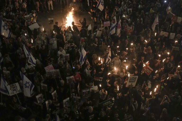 Πόλεμος στο Ισραήλ: Ξανά στους δρόμους χιλιάδες Ισραηλινοί – Ζητούν την παραίτηση του Νετανιάχου