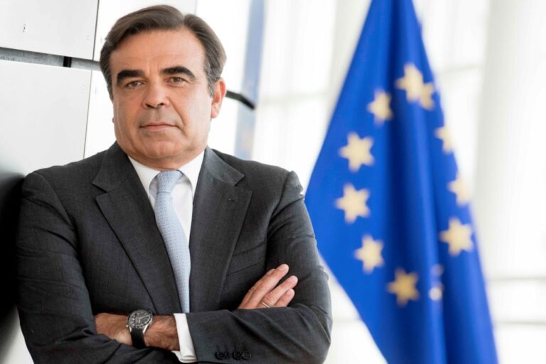 Μ. Σχοινάς: Ρεαλιστικό ένα πακέτο χρηματοδότησης για το μεταναστευτικό που θα ξεπερνάει τα 7 δισ. ευρώ