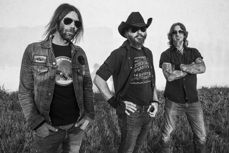 Οι Supersuckers, η μπάντα από την Αριζόνα για πρώτη φορά στην Ελλάδα