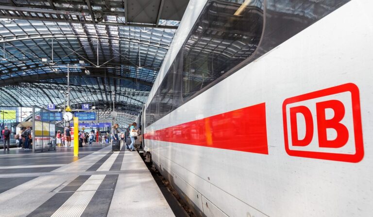 Γερμανία: Η εθνική εταιρεία σιδηροδρόμων Deutsche Bahn συμφώνησε με το συνδικάτο των μηχανοδηγών GDL σε σταδιακή μείωση των ωρών εργασίας