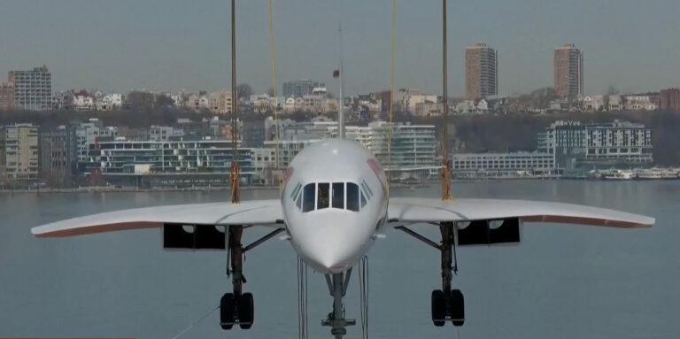 Ένθετο Κόσμος: Το εμβληματικό Concorde επέστρεψε στο μουσείο Ίντρεπιντ της Νέας Υόρκης