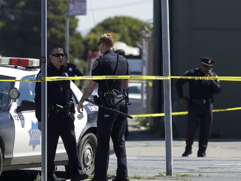 ΗΠΑ: Τέσσερις νεκροί και τουλάχιστον πέντε τραυματίες από επιθέσεις άνδρα με μαχαίρι στο Ιλινόις