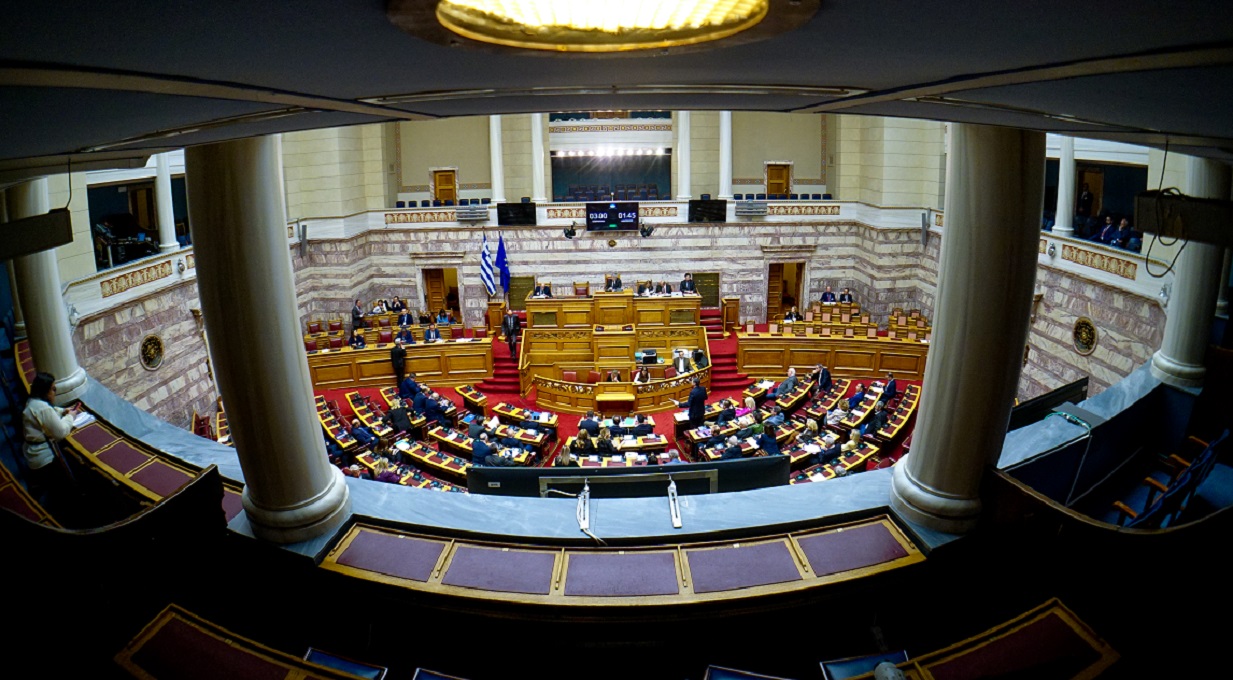 Υπερψηφίστηκε το Σχέδιο Νόμου του Υπουργείου Ψηφιακής Διακυβέρνησης – Tι προβλέπεται για την Ελλάδα κα την ΕΕ