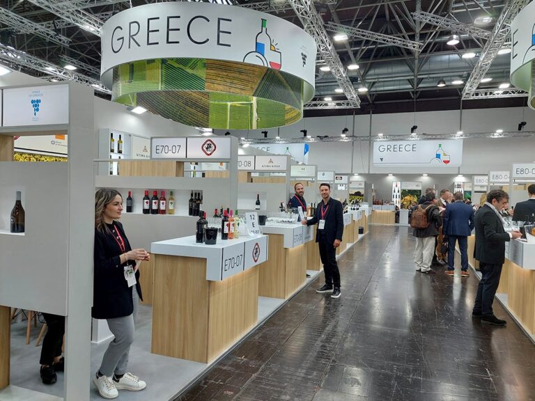Σε διεθνή έκθεση οίνου και αλκοολούχων ποτών η Περιφέρεια της Πελοποννήσου