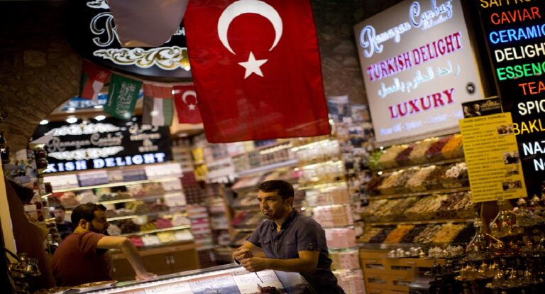 Στο 67,07% ο επίσημος πληθωρισμός στην Τουρκία – 121,98% λένε ανεξάρτητοι οικονομολόγοι