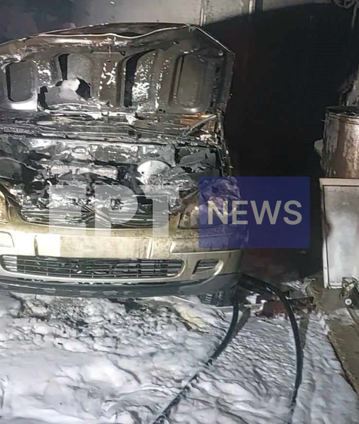 Στις φλόγες σταθμευμένο σε υπόγειο γκαράζ  αυτοκίνητο στα Χανιά
