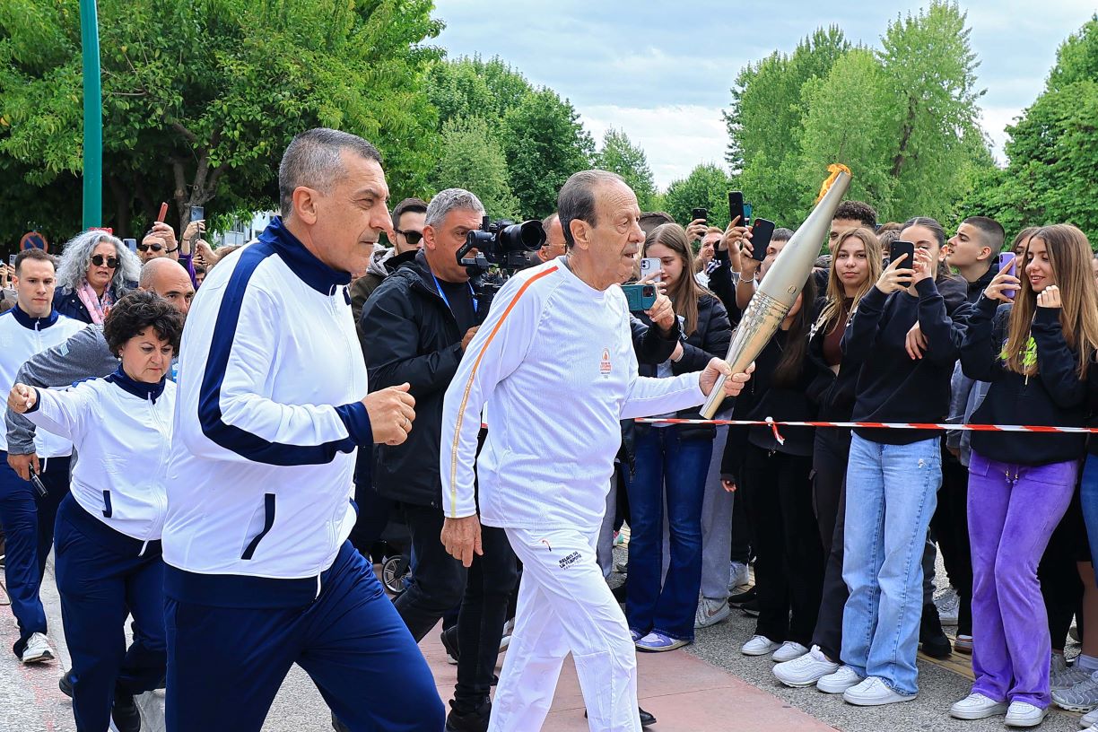 Στη Λαμπαδηδρομία των Τρικάλων ο Περιφερειάρχης Θεσσαλίας