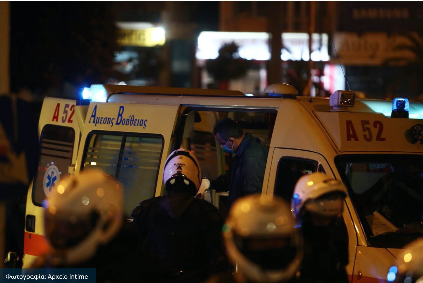 Θεσσαλονίκη: Μηχανή παρέσυρε πεζούς στο κέντρο- Τέσσερις τραυματίες