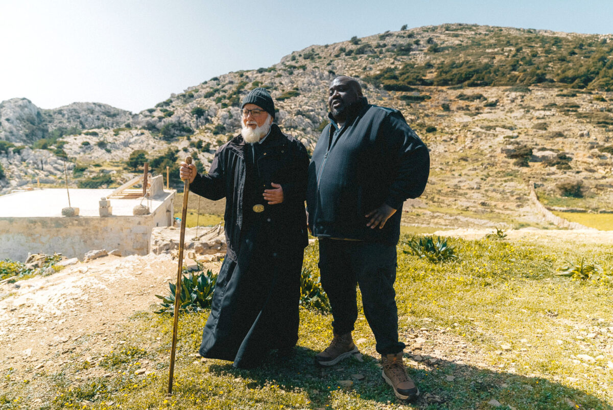 «Φτάσαμε»: Ο Ζερόμ Καλούτα ταξιδεύει στη μοναδική σε φυσική ομορφιά Κάρπαθο