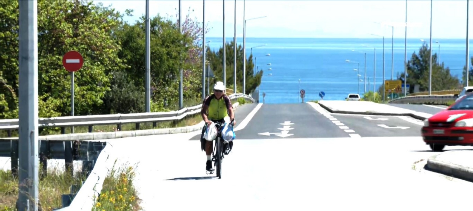 77χρονος κάνει τον γύρο της Ελλάδας με ποδήλατο