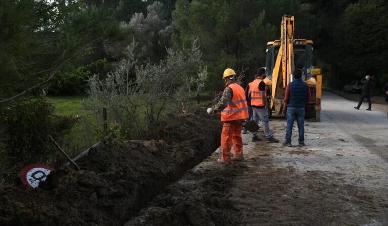 Πεντέλη: Υπογειοποιούνται τα εναέρια δίκτυα μέσης και χαμηλής τάσης