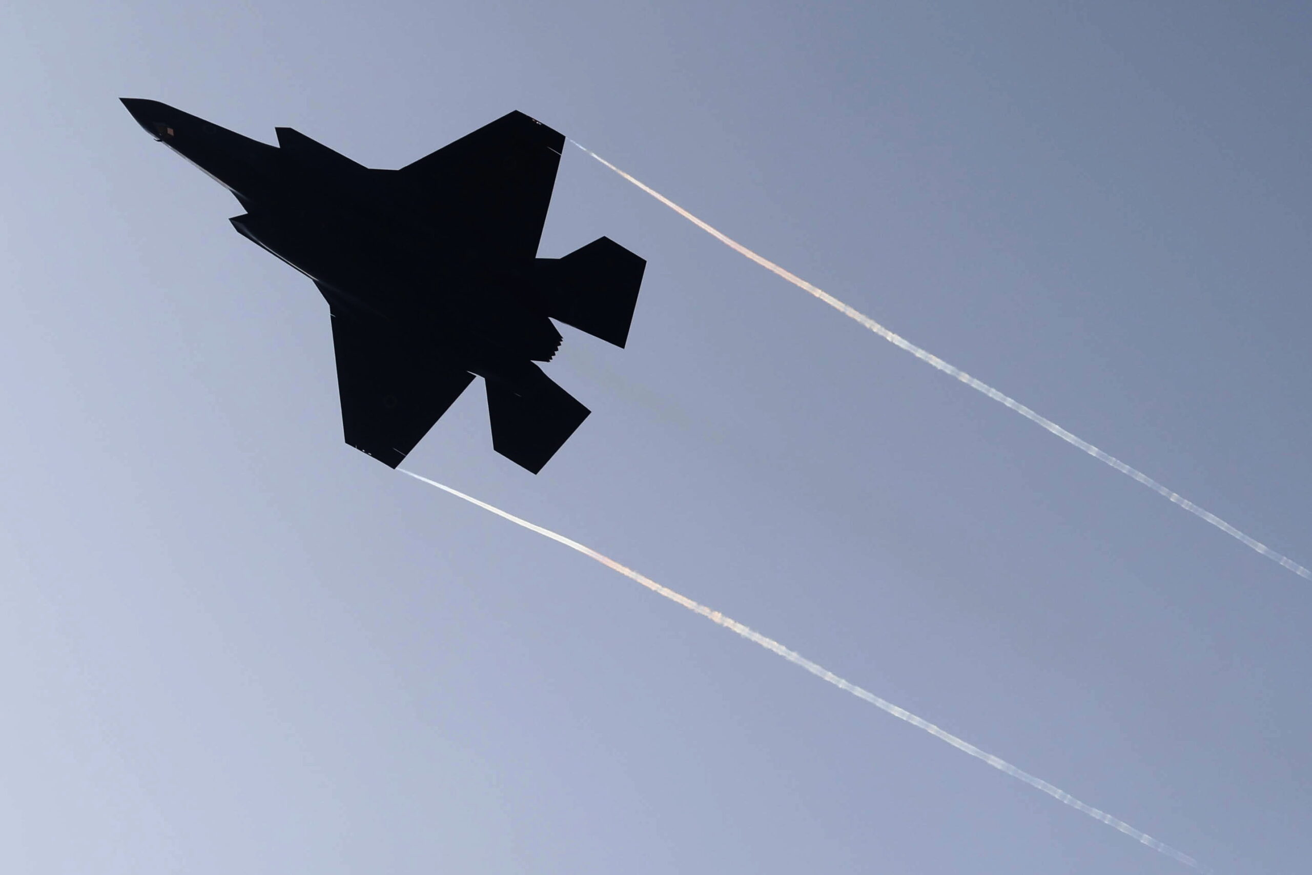 Φ. Καραϊωσηφίδης στο ΕΡΤNews: Εμβληματικός στόχος το Ισφαχάν – Οι Ισραηλινοί έχουν αγοράσει F-35 για να χτυπάνε και να φεύγουν ανενόχλητοι