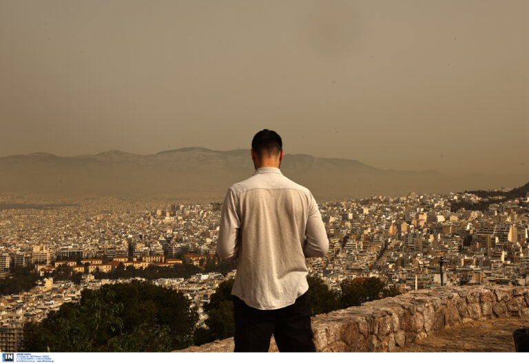 Ο καιρός με την Α. Τυράσκη: Έρχονται υψηλές θερμοκρασίες, σκόνη και λασποβροχές – Ηλιοφάνεια στην Αττική