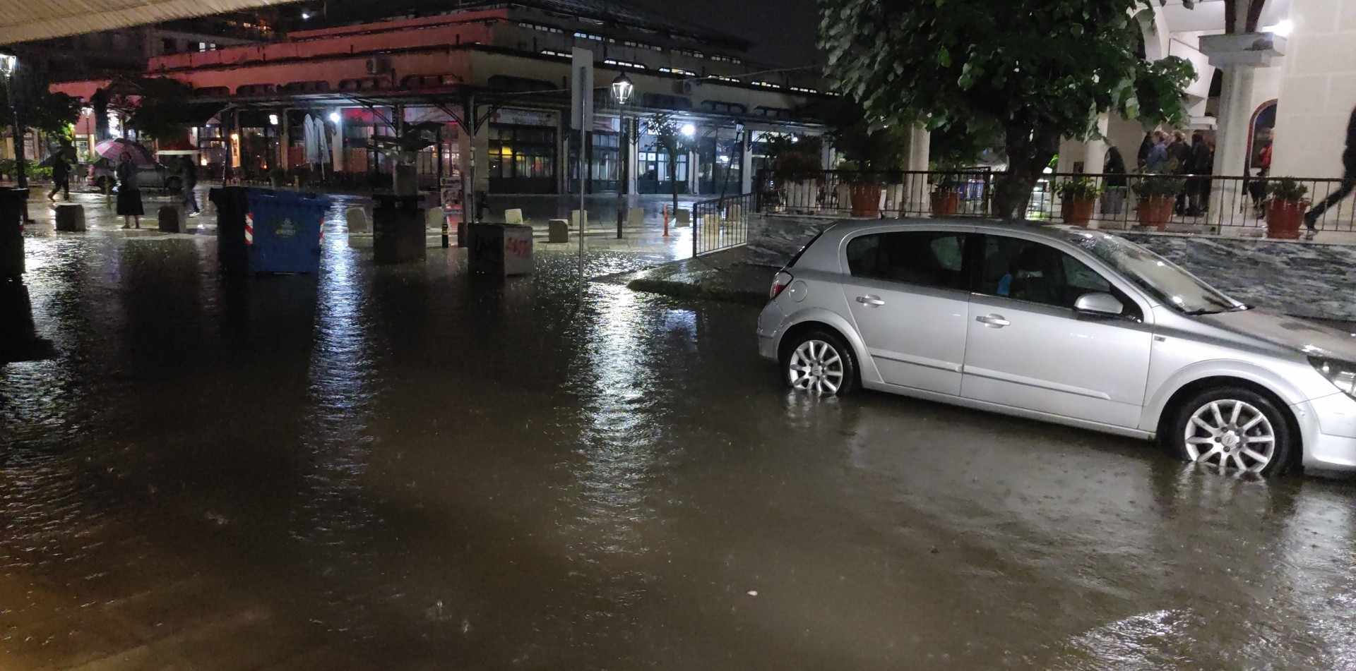 Σε εξέλιξη η κακοκαιρία στην Καρδίτσα