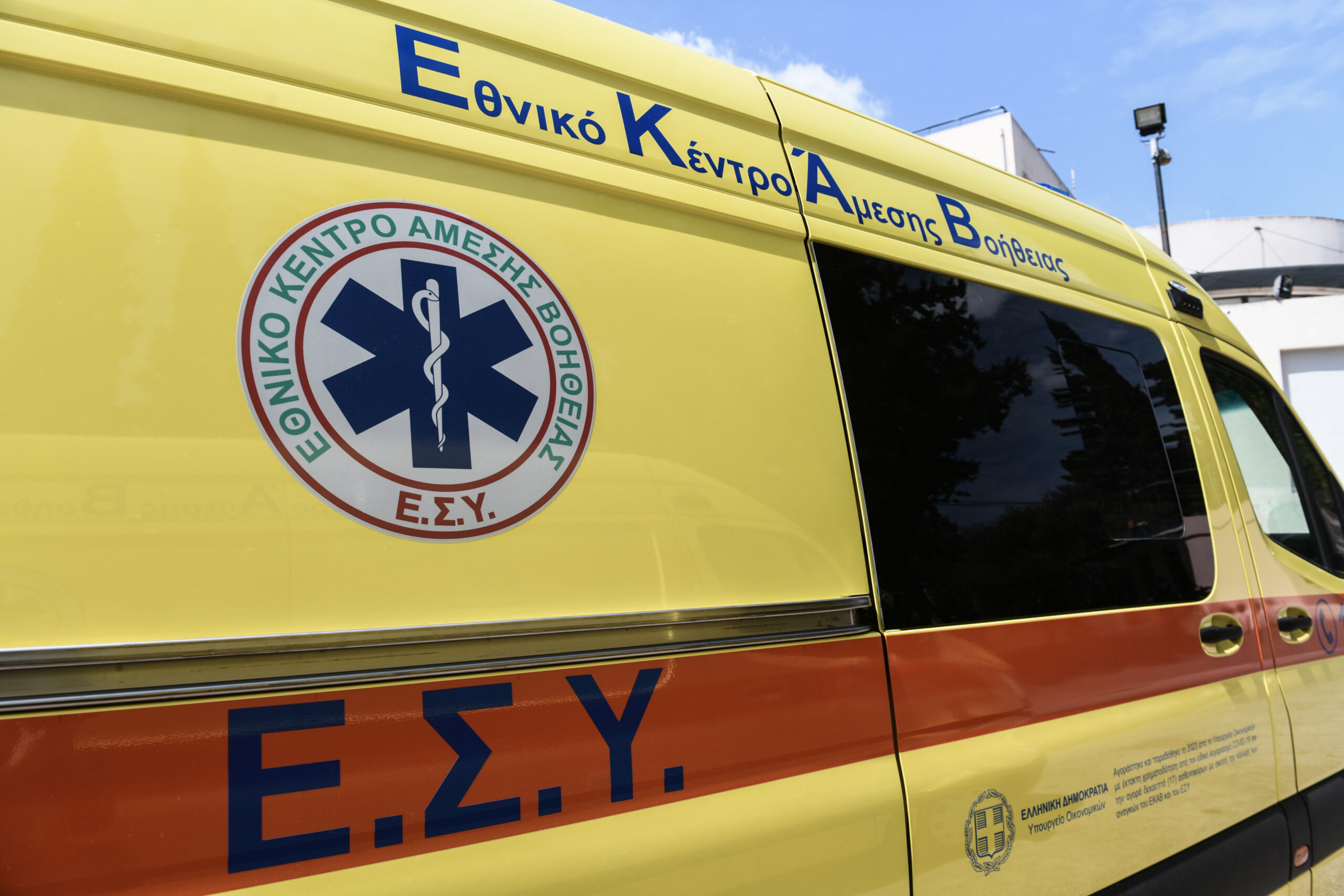 Θεσσαλονίκη: Φορτηγό συγκρούστηκε με μηχανή- Στο νοσοκομείο ο οδηγός του δικύκλου