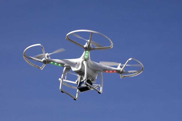 Η Λιθουανία θα εκπαιδεύσει παιδιά στη χρήση drone για την αντιμετώπιση πιθανών απειλών από τη Ρωσία