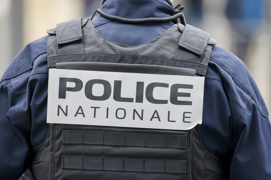 Παρίσι: Πέθανε ο 15χρονος που ξυλοκοπήθηκε άγρια κοντά στο σχολείο του