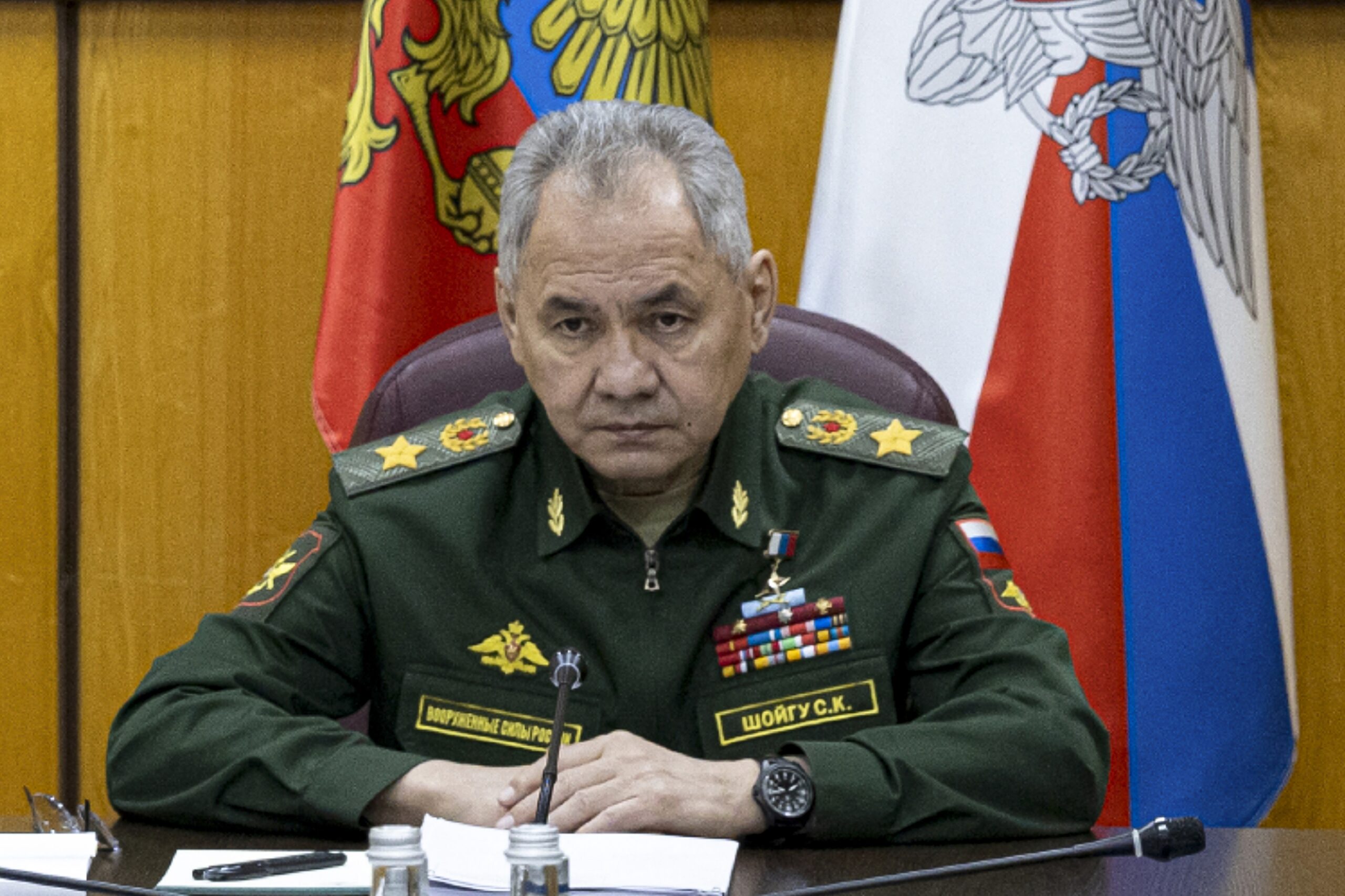 Λεκορνί και Σοϊγκού εμφανίστηκαν πρόθυμοι για διάλογο σχετικά με την Ουκρανία, σύμφωνα με το ρωσικό υπουργείο Άμυνας