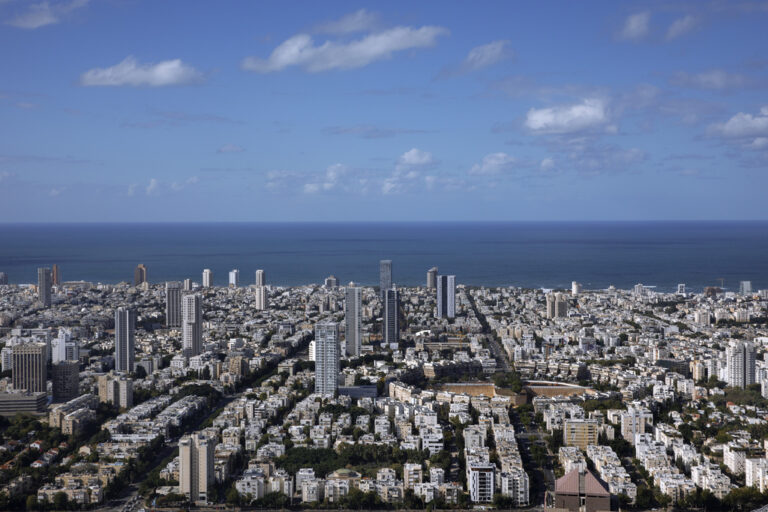 Το ΕΡΤNews στο Ισραήλ: Σε φάση αναμονής το Τελ Αβίβ – Ανησυχία για την επόμενη ημέρα
