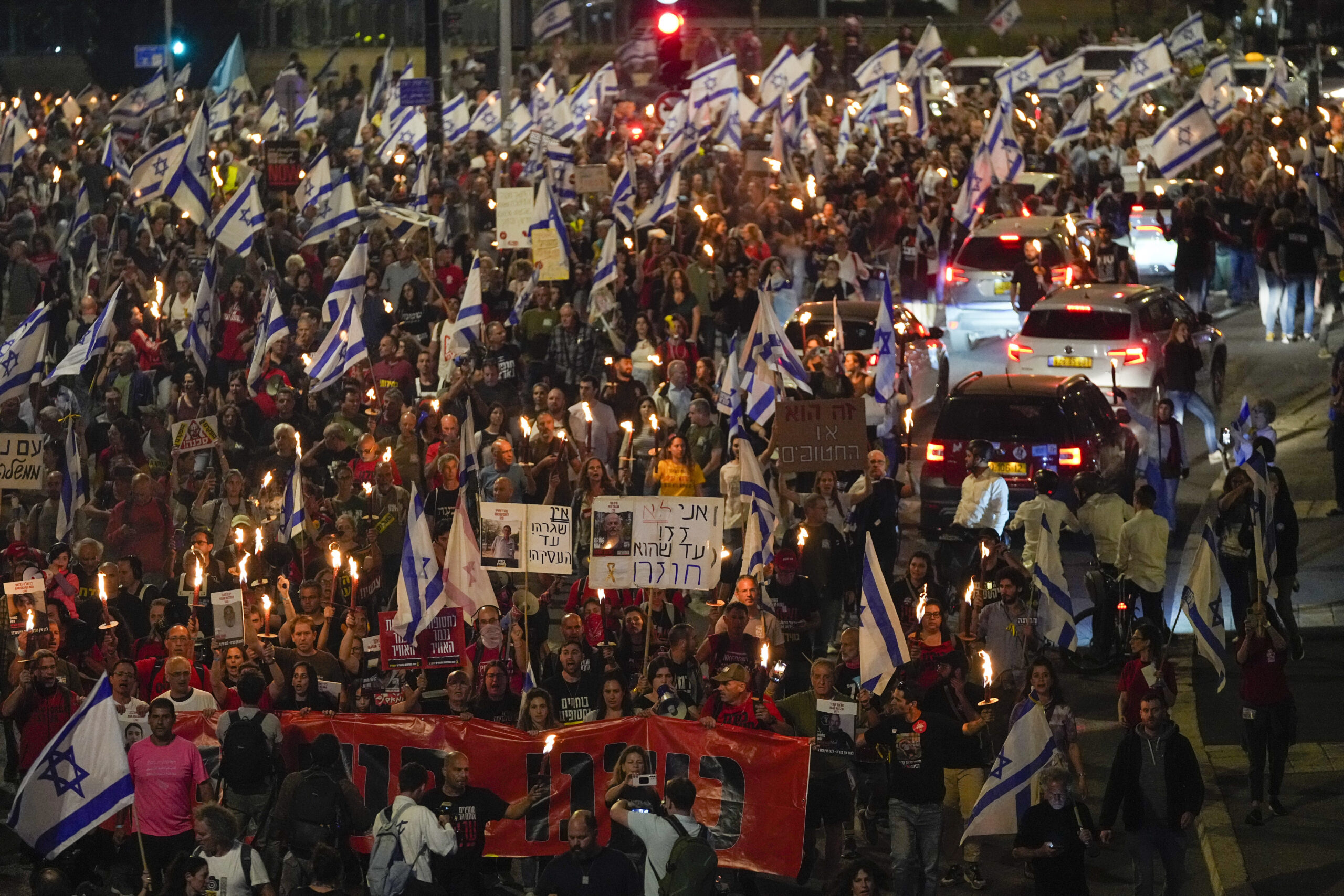 Ισραήλ: Συγγενείς ομήρων διαδηλώνουν έξω από την Κνεσέτ, ζητώντας την παραίτηση του Νετανιάχου