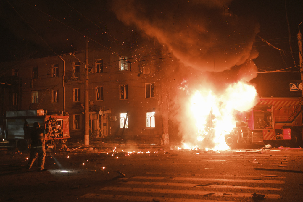 Ρωσία: Πυρκαγιά σε αγορά μετά την κατάρριψη drones στην περιφέρεια Κουρσκ