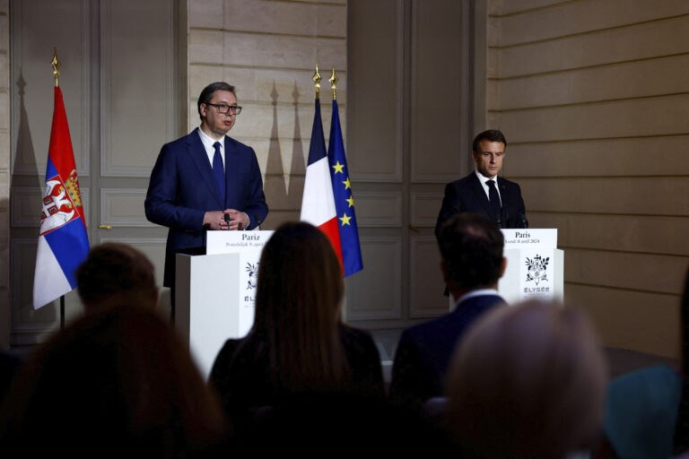 Παρίσι -Επίσκεψη Αλ. Βούτσιτς:  Η Σερβία θέλει Rafale και πυρηνικούς αντιδραστήρες