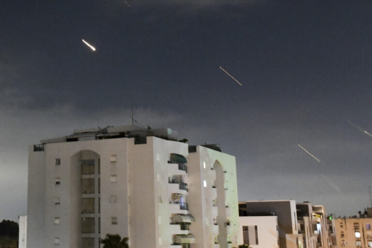 Iσραήλ: Πύραυλος που εκτοξεύθηκε από την Υεμένη κατέπεσε σε μη κατοικημένη περιοχή