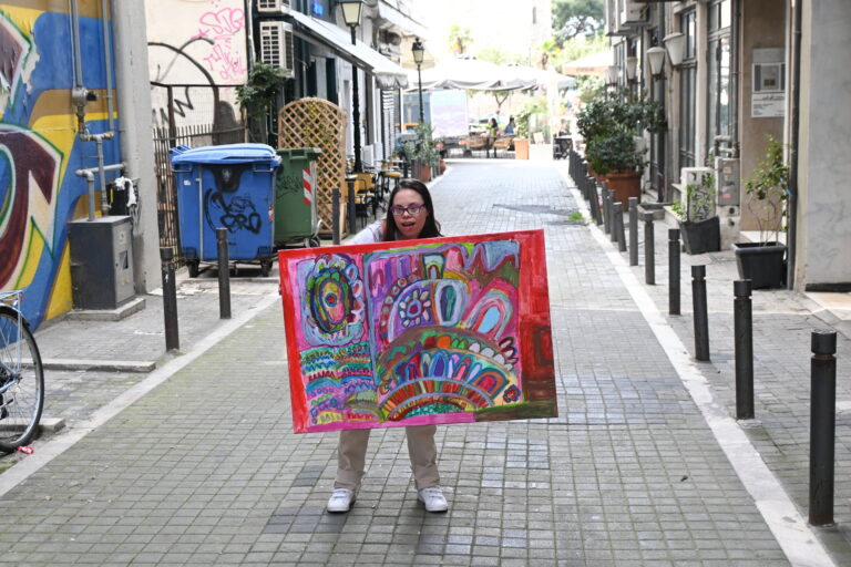 Θεσσαλονίκη: Πρώτη ατομική έκθεση της «LLoxy» στο Ro Art Scape