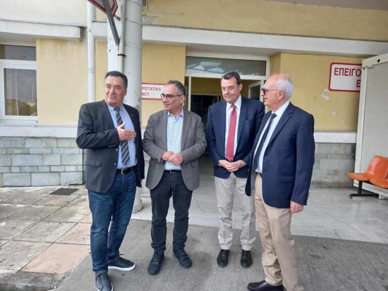 Επίσκεψη Β. Κοντοζαμάνη και Χ. Ροϊλού στο νοσοκομείο Μυτιλήνης