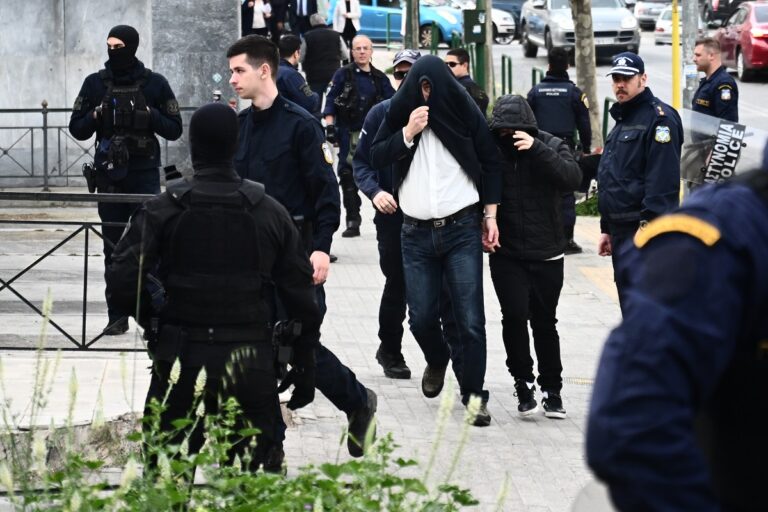 Υπόθεση Κολωνού: Αποφυλακίστηκε η μητέρα της 12χρονης