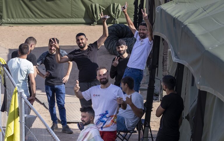 Λίβανος: Εκτοπισμένοι από τη Συρία είναι έτοιμοι να πολεμήσουν προειδοποιεί ο αρμόδιος υπουργός Μετανάστευσης