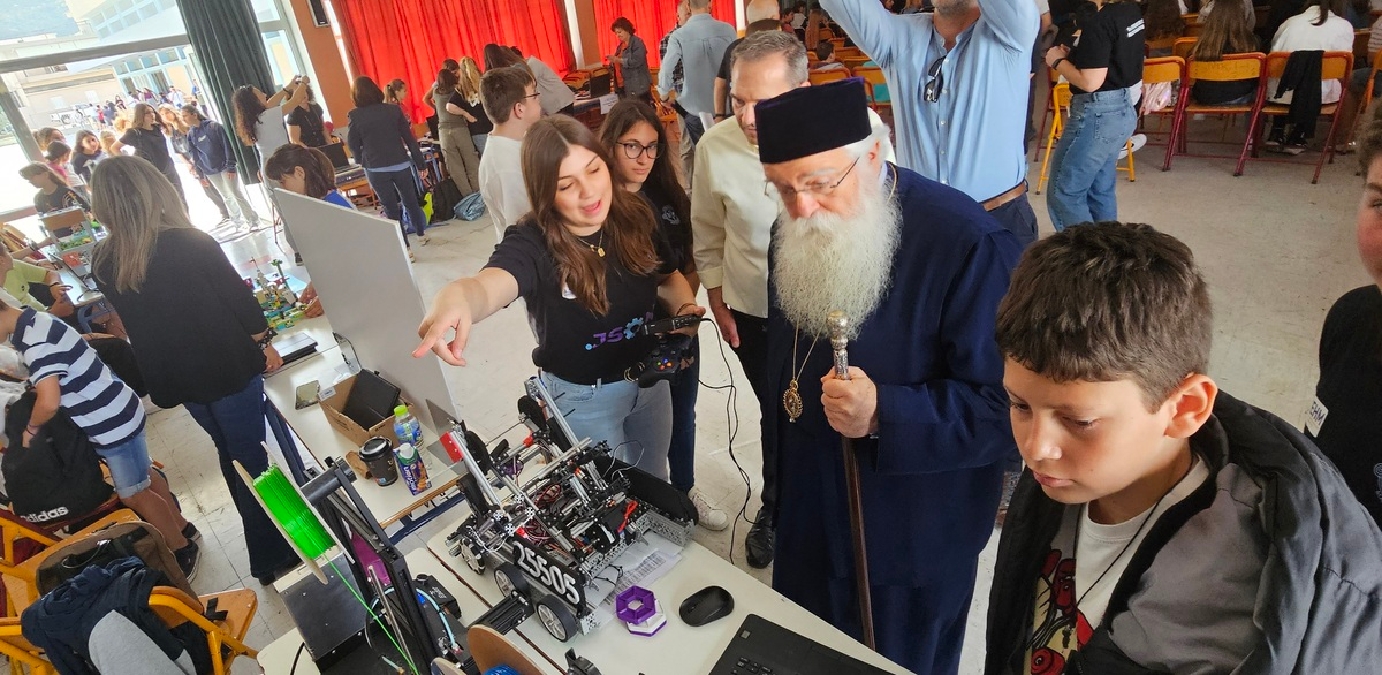 Resizer_17134402479195 Βόλος: Μητροπολίτης Δημητριάδος Ιγνάτιος προς μαθητές: «Μάθετε ν’ αγαπάτε, για να σας αγαπούν»